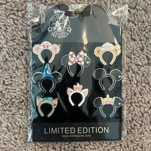 Set of Disney Headbands pins